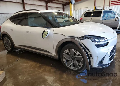 2024 Genesis Gv60 Standard z USA, uszkodzony, nr VIN KMUKB4SAXRU024924